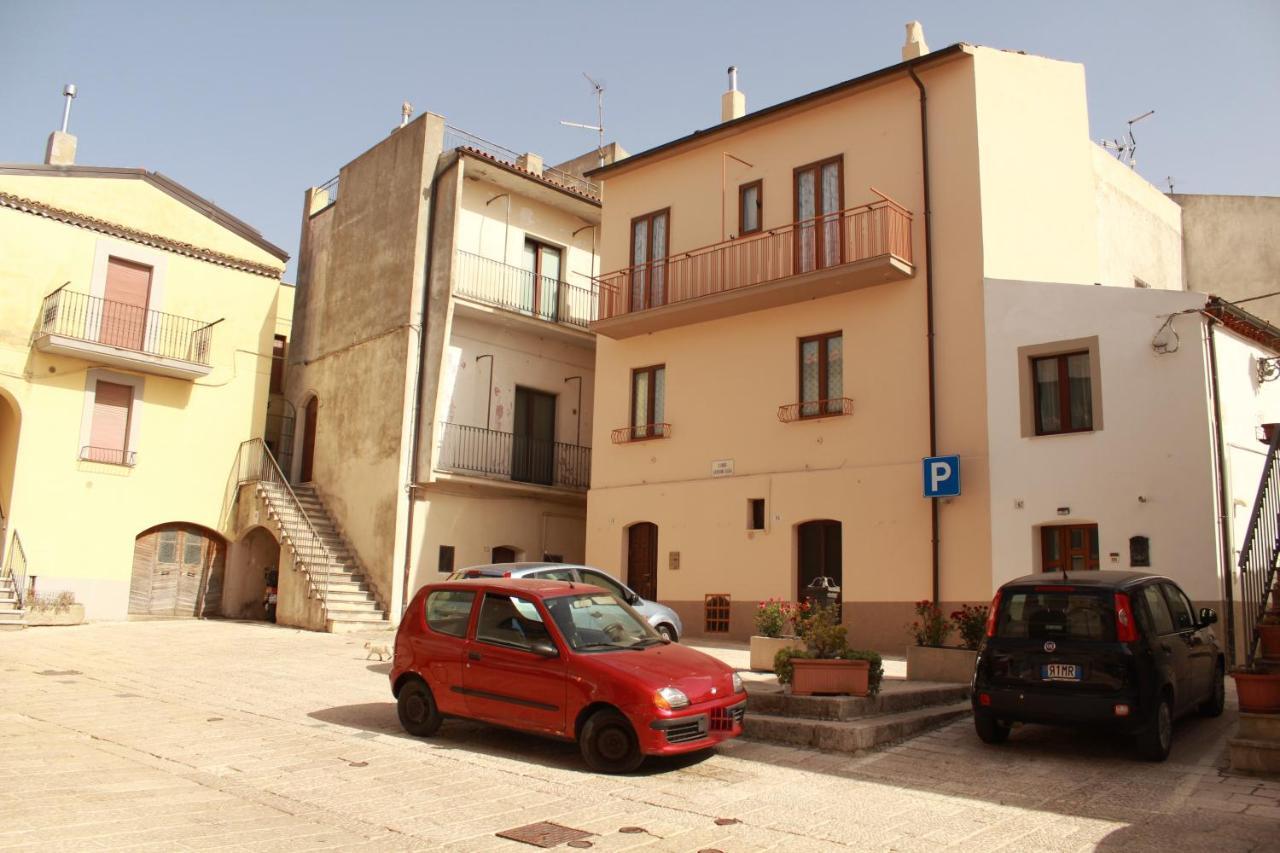 Casa Normanna Acomodação com café da manhã Acerenza Exterior foto